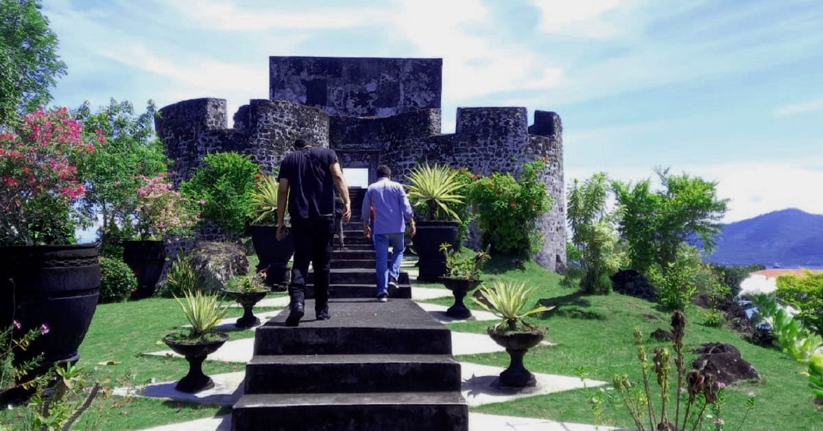 Tim JKW PWI Berkeliling 360° Jelajahi Kaki Gunung Gamalama Ternate