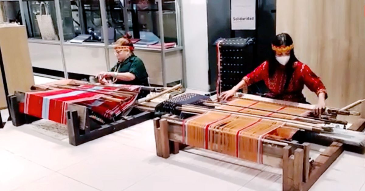 Tenun Manggarai Barat Disiapkan Untuk 11 Kepala Negara ASEAN