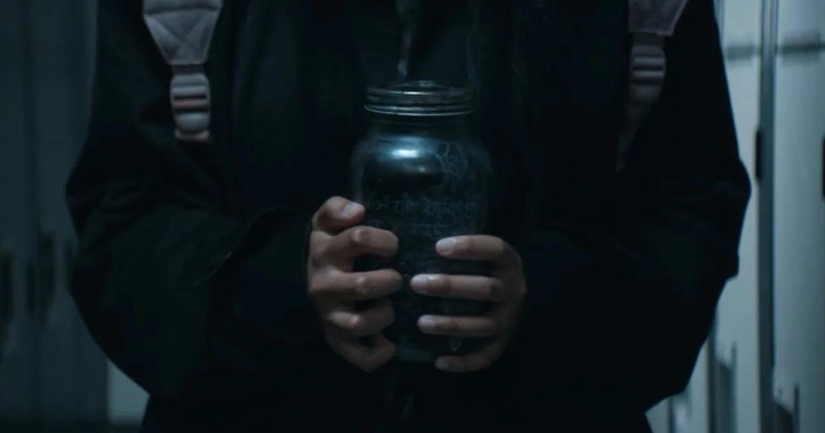 "It Lives Inside" The Real Di Luar Ekspektasi