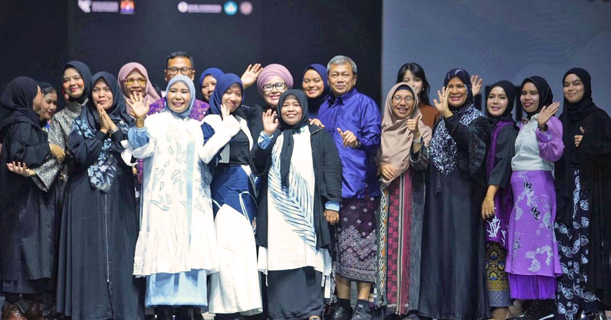 Gelaran JMFW 2023 Tampilkan Batik Riau Nan Mempesona