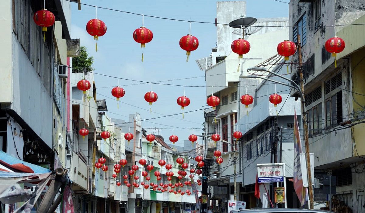 Kawasan Pecinan Semarang Yang Bersolek Sambut Imlek