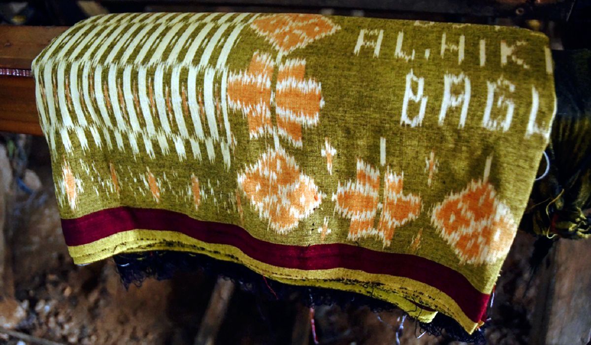 Sarung Goyor Kain Identitas Masyarakat Kabupaten Pemalang