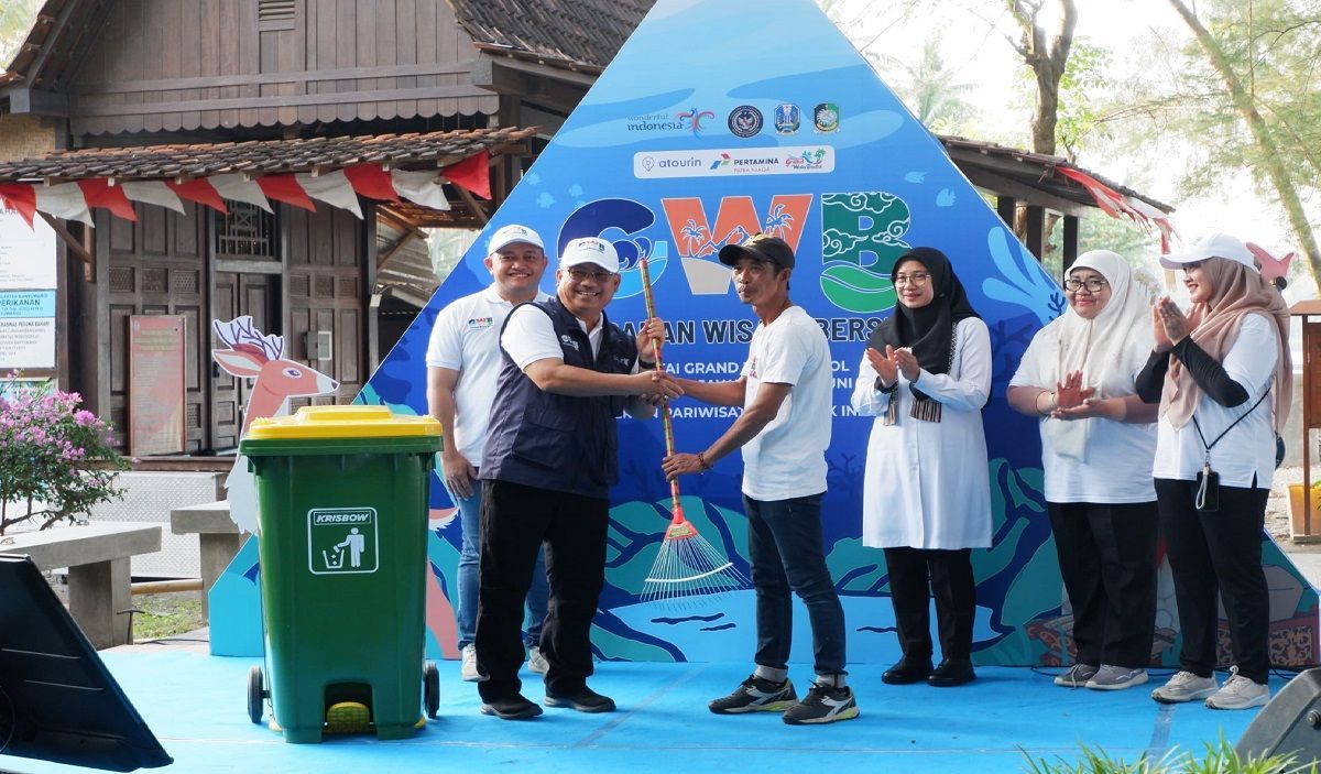 Banyuwangi Jadi Contoh Nasional, Tuan Rumah Gerakan Wisata Bersih 2025