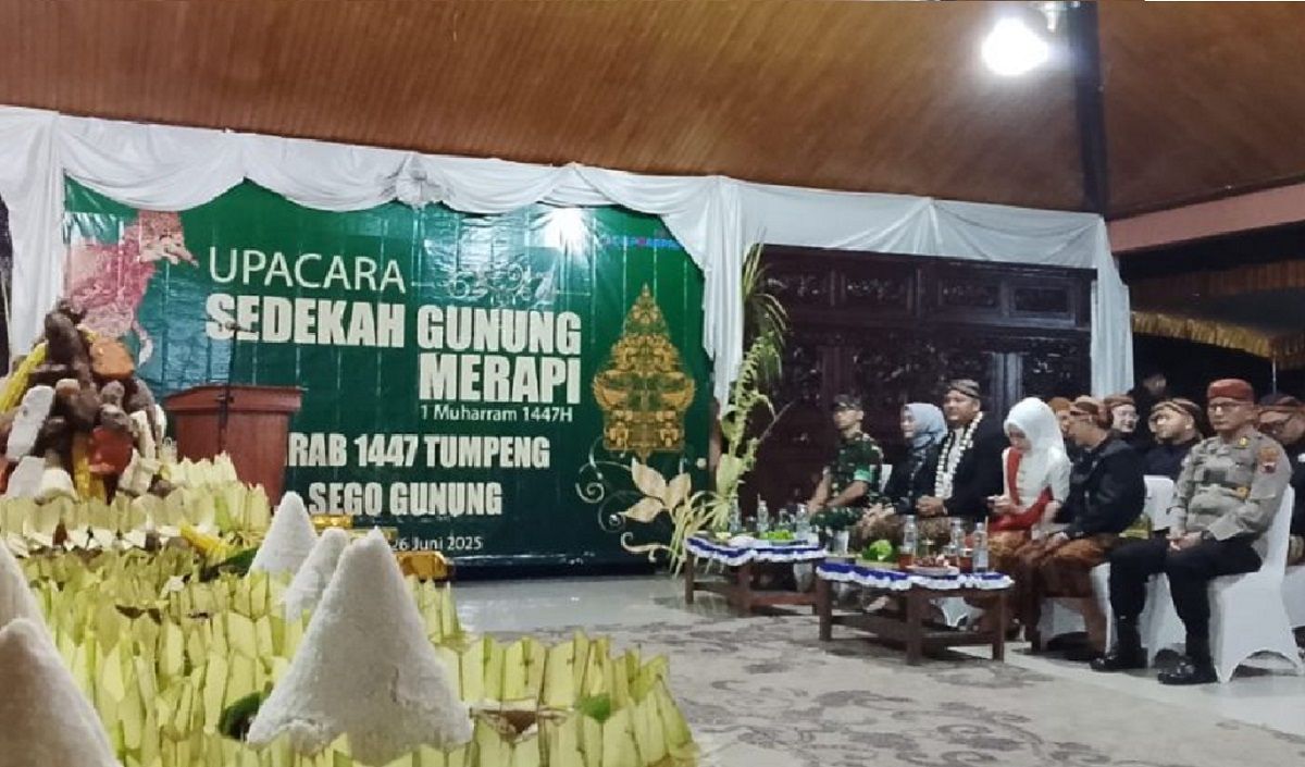 Sedekah Gunung Merapi Harmoni Alam dan Budaya Sambut 1 Suro di Selo