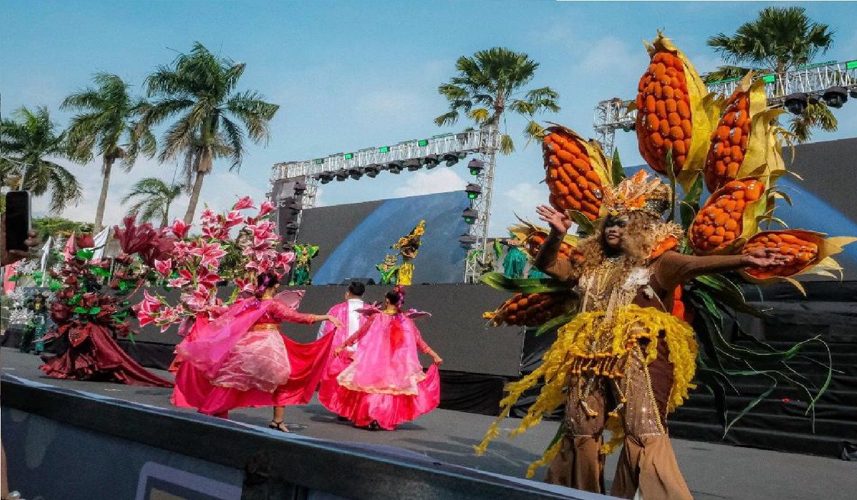 Jember Fashion Carnival 2025, Evoluxion Menegaskan Jember di Panggung Dunia