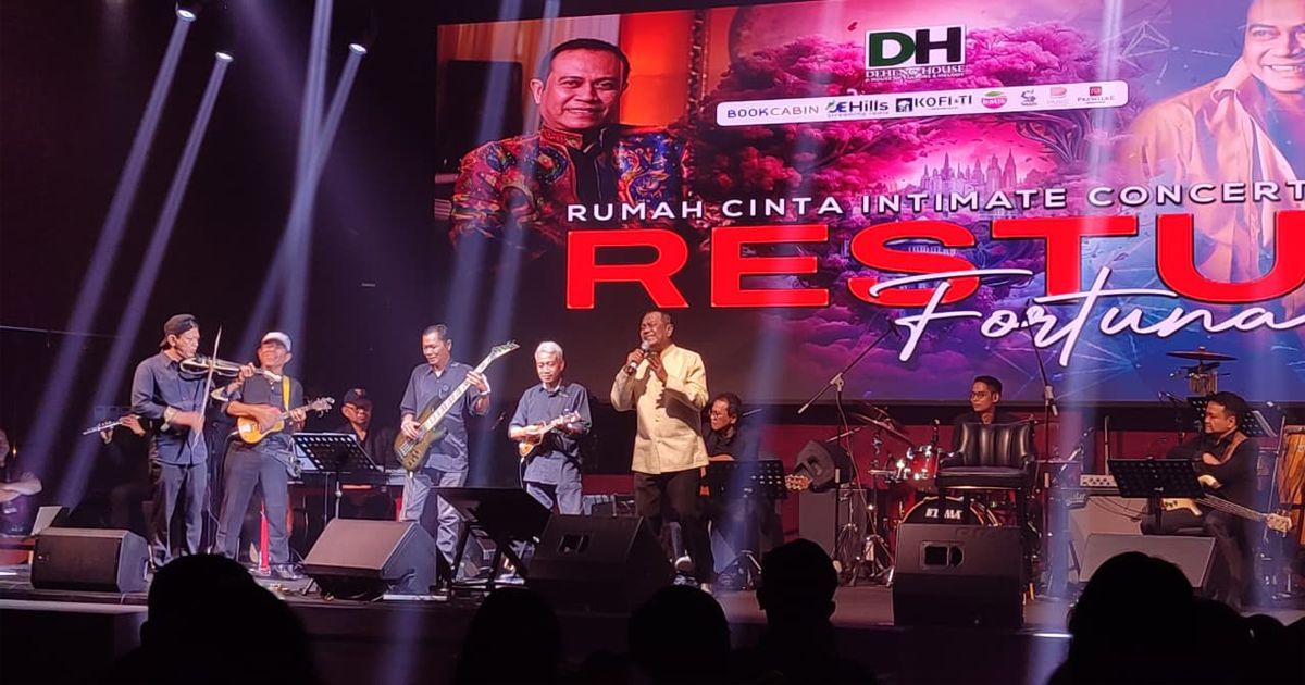 “Rumah Cinta Intimate Concert” Restu Fortuna 2025 Sukses Digelar di Jakarta, Penuh Kehangatan & Musik Romantis, Kado Untuk Sang Istri