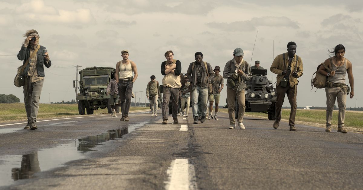 The Long Walk (2025): Mati Jika Berhenti, Review Film Adaptasi Stephen King Penuh Ketegangan