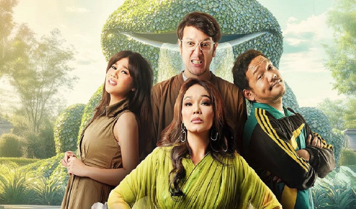 Bunda Corla Curi Perhatian di Poster Resmi Film Mertua Ngeri Kali