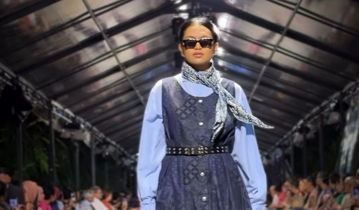 NusaZen Debby Fauziyanto Warnai Bali Fashion Trend 2025