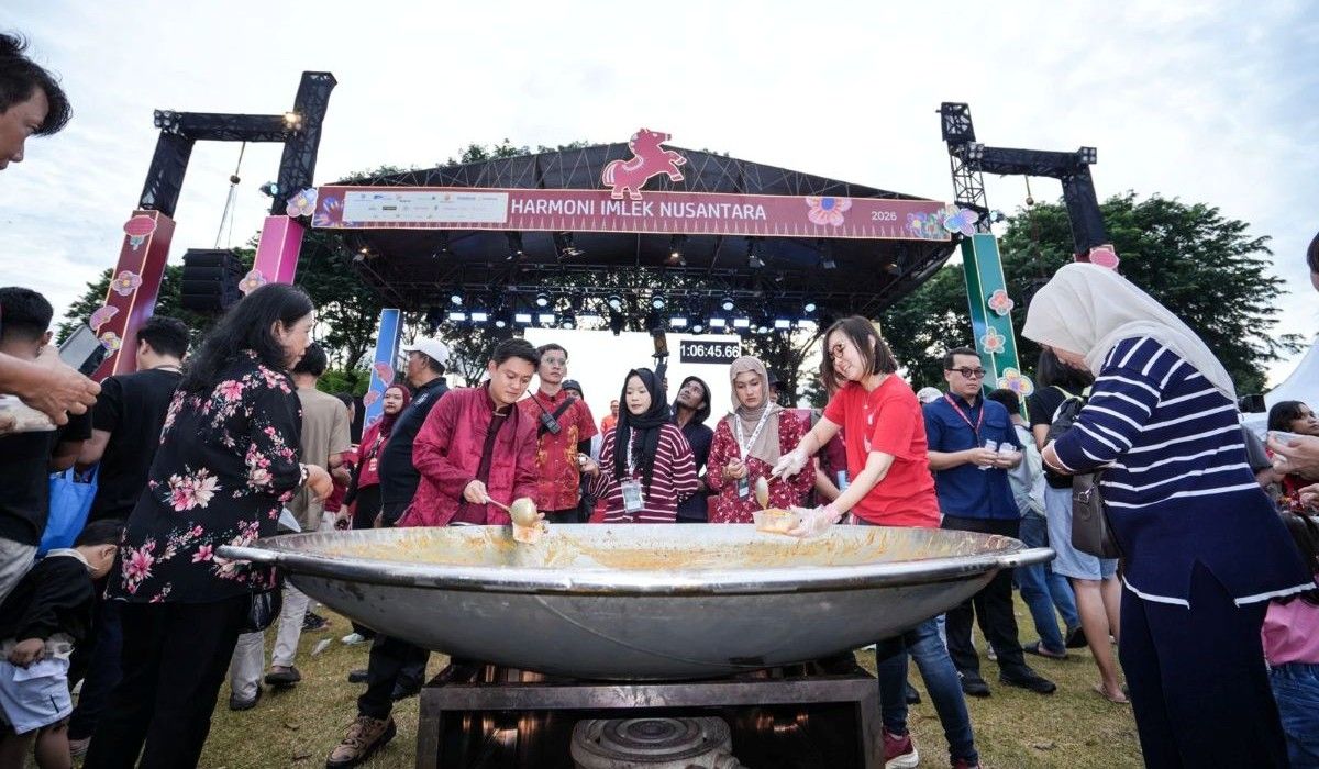 Rekor Dunia Lontong Cap Gomeh di Festival Imlek 2026