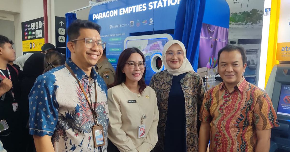 Buang Botol Bekas Bisa Jadi Aksi Keren! Paragon Empties Station di Halte CSW Ubah Cara Warga Jakarta Kelola Sampah