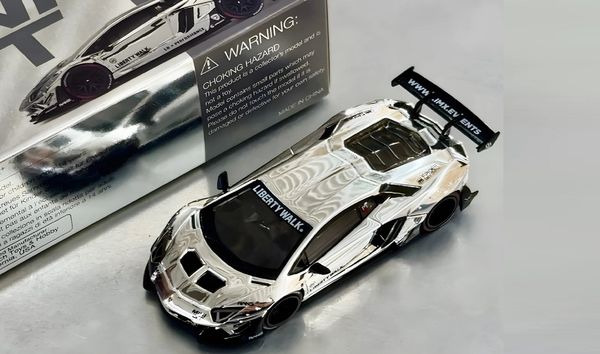 Liberty Walk Full Team Hadir di IMX 2025, Bawa Chrome Edition & Diecast Eksklusif