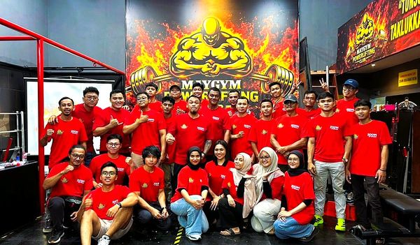May Gym Rayakan HUT Ke-5 Lewat Kompetisi Powerlifting